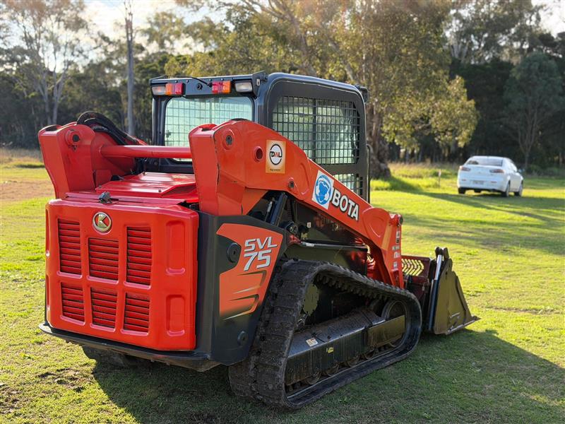 Photo 2. Kubota SVL75 Posi track skid steer loader