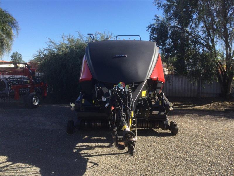 Photo 5. 2014 Case IH LB434 Baler