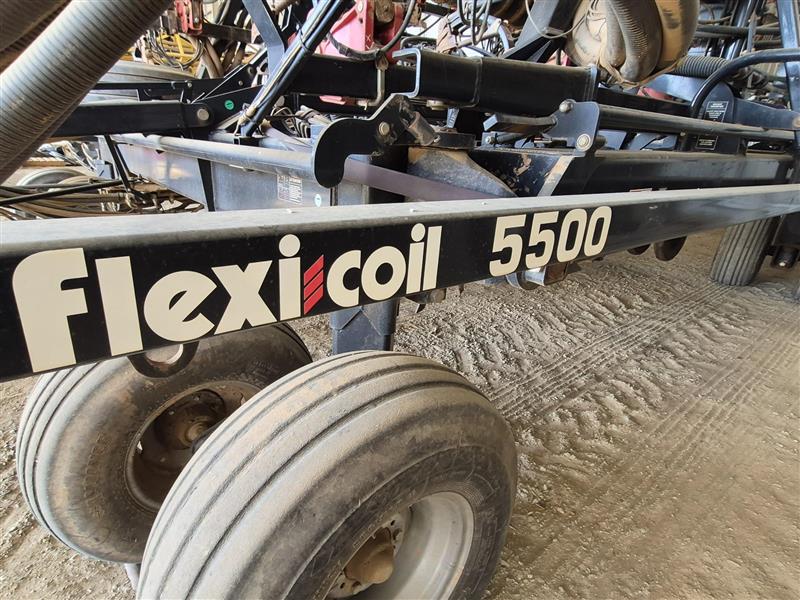 Photo 4. Flexi-Coil 5500 60ft Air Drill