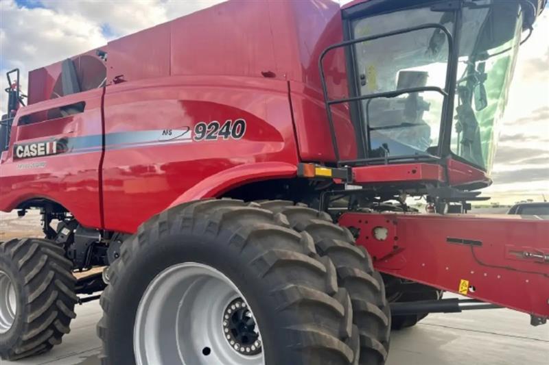 OBC Case IH 9240 + MacDon Front