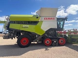 ClaasLexion 8700T Header(Combine)