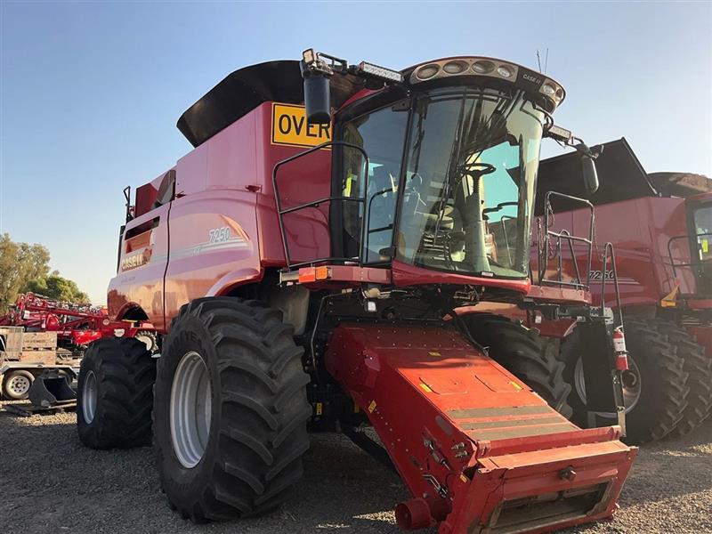 CASE IH CASE COMBINE 7250