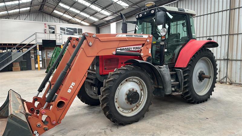 Massey Ferguson7480 FWA/4WD