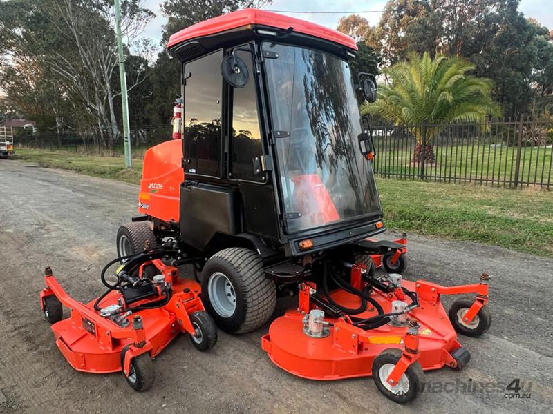 Jacobsen HR9016T 16-Foot Wide Area Rotary Mower