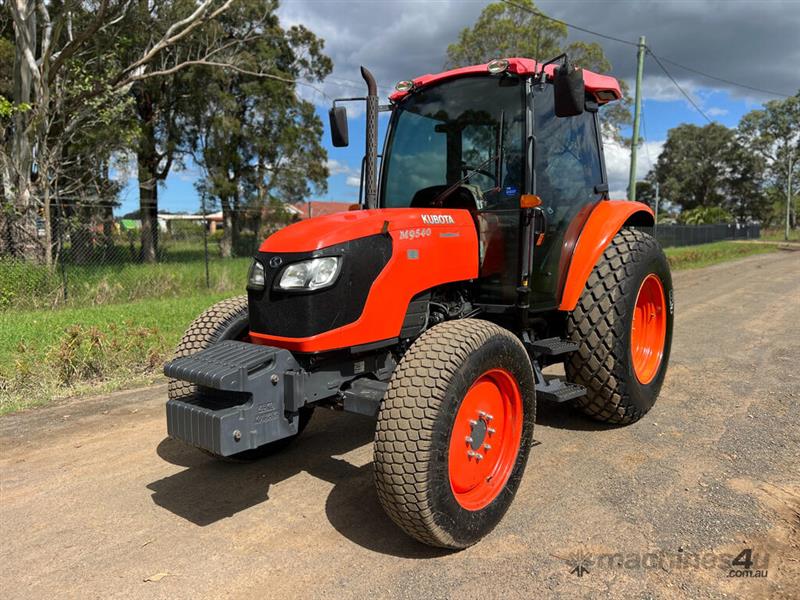 Photo 1. Kubota M9540 tractor