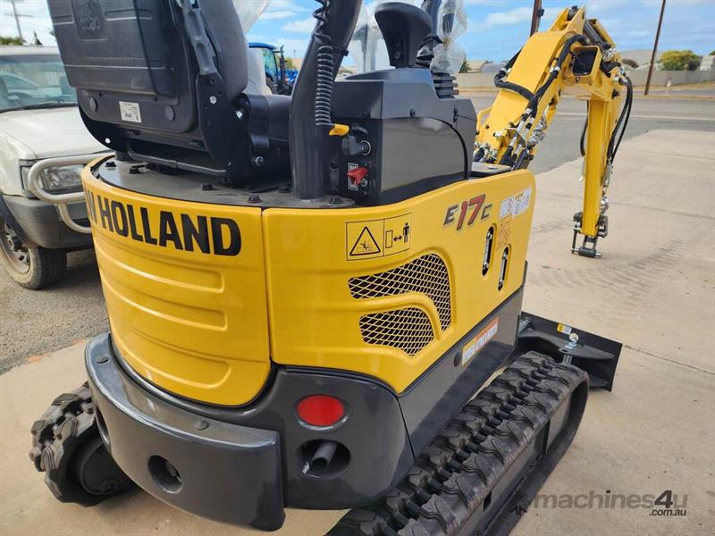 Photo 1. New Holland E17c Mini Excavator