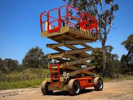 JLG 3369LE Scissor Lift Access