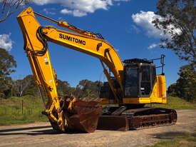 Sumitomo SH235 Tracked-Excav Excavator