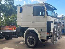 Scania R113M 6x4 truck