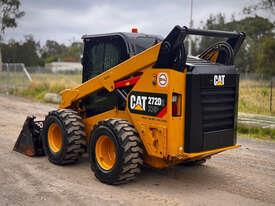 Photo 1. Caterpillar 272D Skid Steer Loader