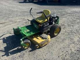 John Deere Z355E zero turn mower