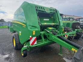 John Deere V451R Round Balers