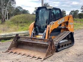 Photo 1. CASE TR320 Skid Steer Loader