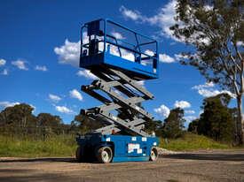 Genie GS2032 Scissor Lift Access