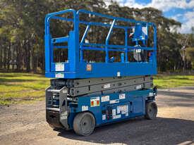 Genie GS2032 Scissor Lift Access