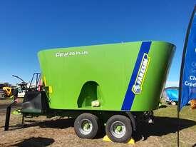 Faresin PF2.26 mixer wagon