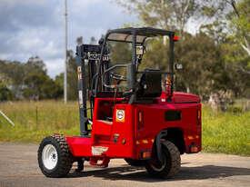 Moffett M8 25 Truck Mounted Fork/Handler Forklift