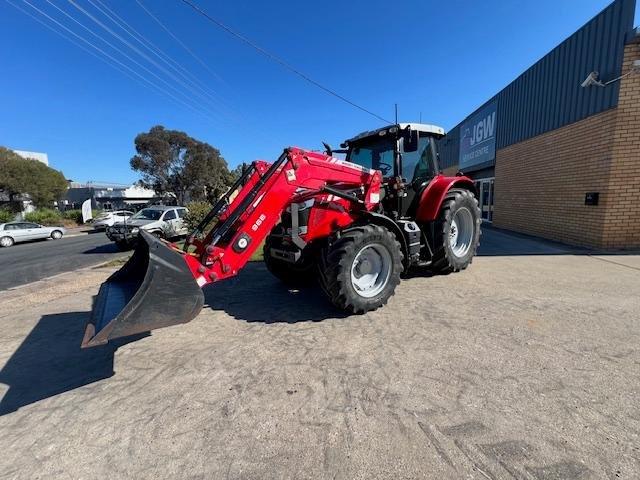 Massey Ferguson 6613 tractor