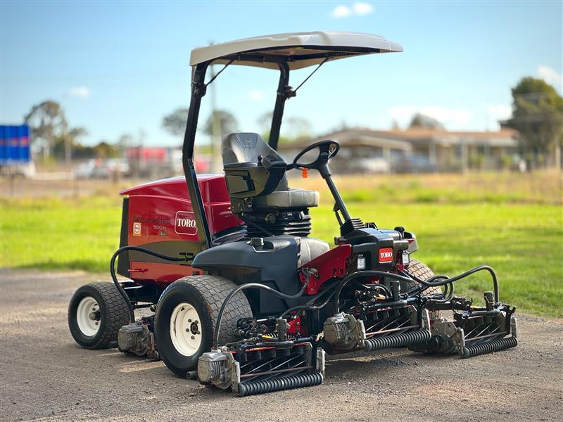Toro Reelmaster 5010-H cross trax hydrid AWD reel fairway mower