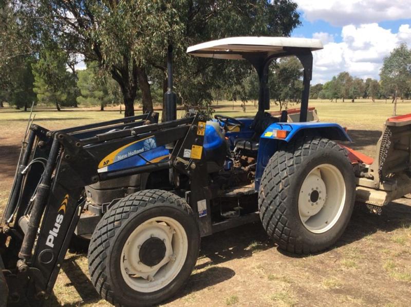 Photo 1. New Holland TT75 tractor