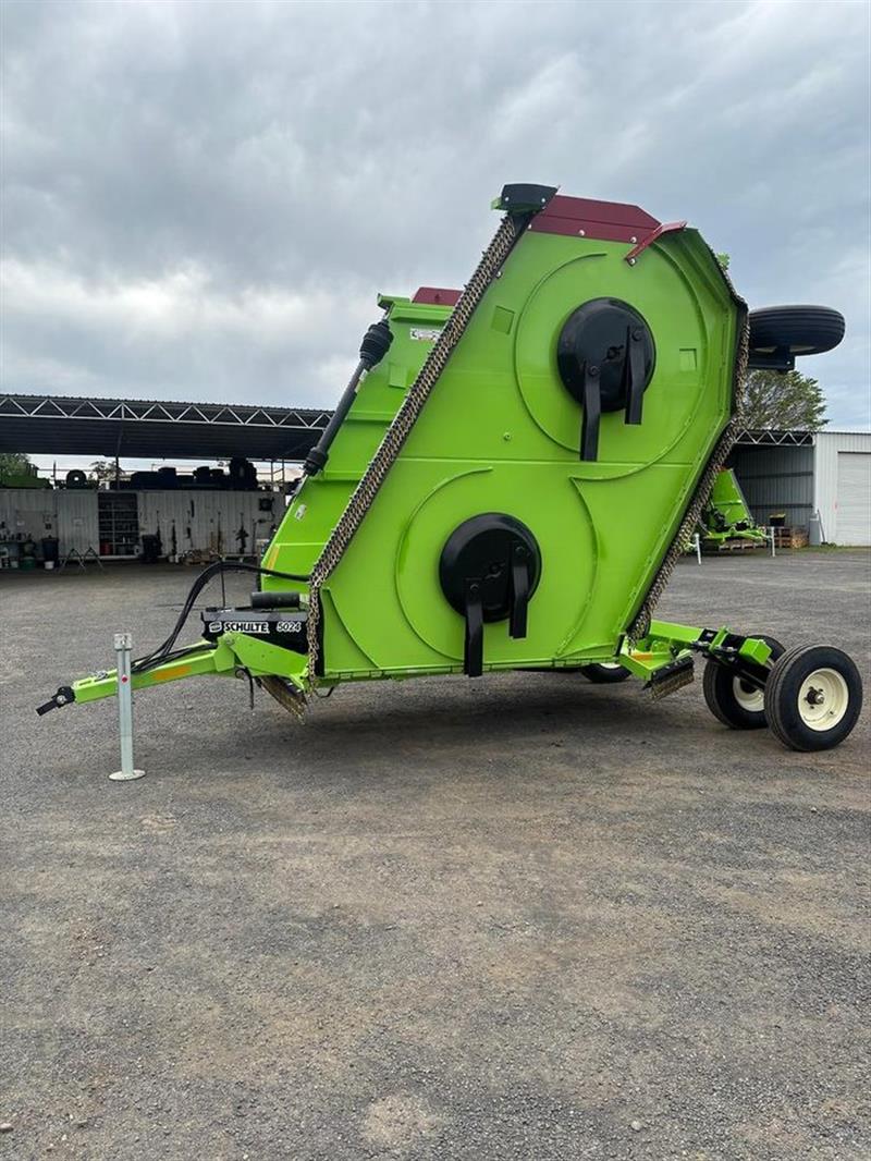 Photo 1. Schulte 5024 mulcher