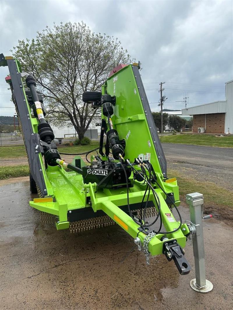 Photo 1. Schulte FX-520 mulcher