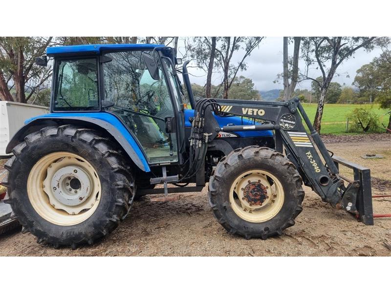 New Holland TL90 tractor
