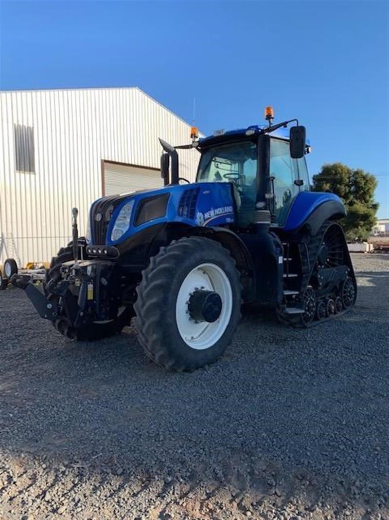 Photo 1. New Holland T8.435 T3435 tractor