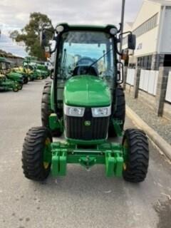 Photo 1. John Deere 4066R 2wd tractor