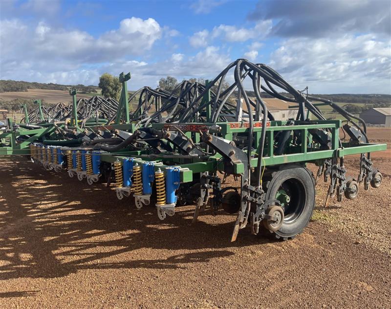 Ausplow D260-64 tillage