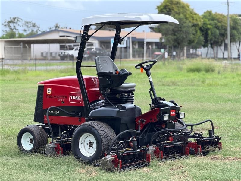 Toro Reelmaster 5010-H cross trax hybrid AWD reel cylinder fairway green commercial diesel mower