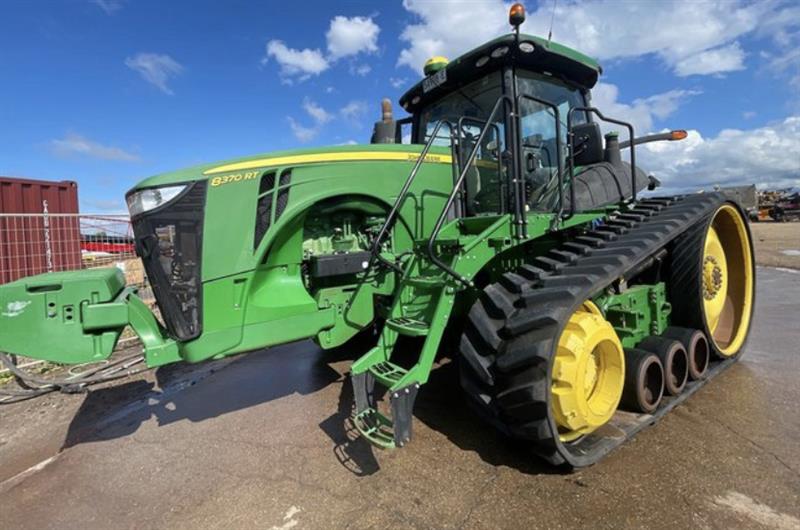 John Deere 8370RT track tractor