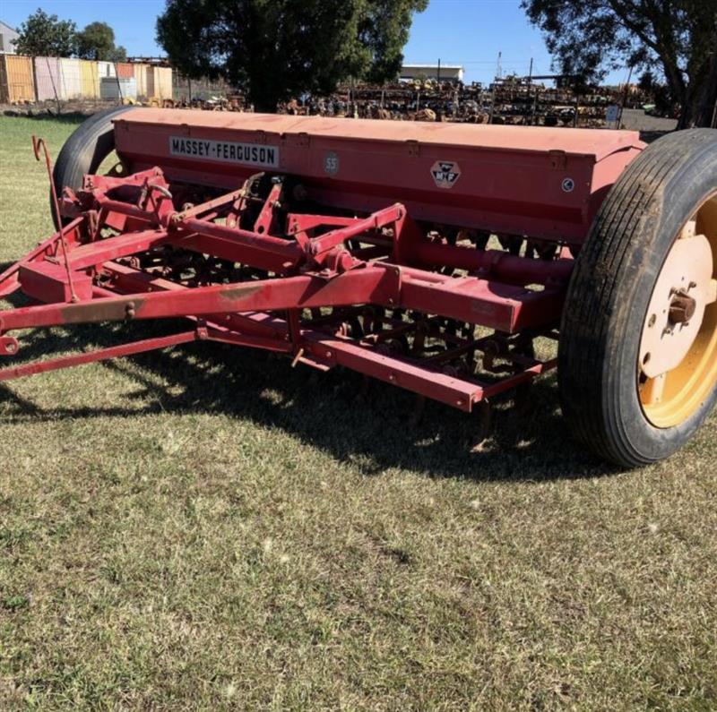 Massey Ferguson 55 combine implement