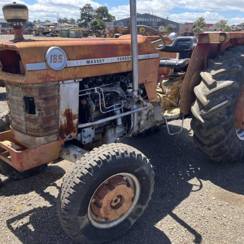 Massey Ferguson 165 tractor