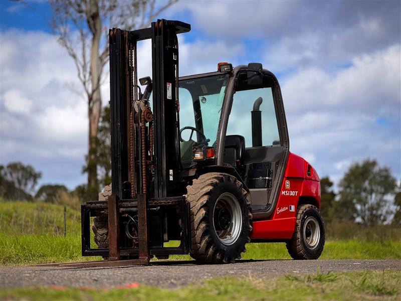 Manitou MSI30 3T all terrain forklift