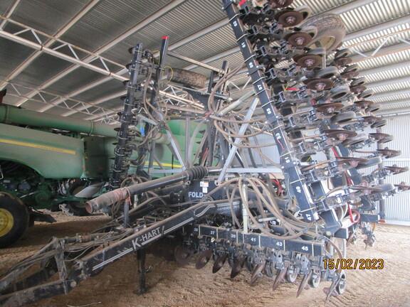 Photo 1. K-Hart Gen 2 disc drill airseeder