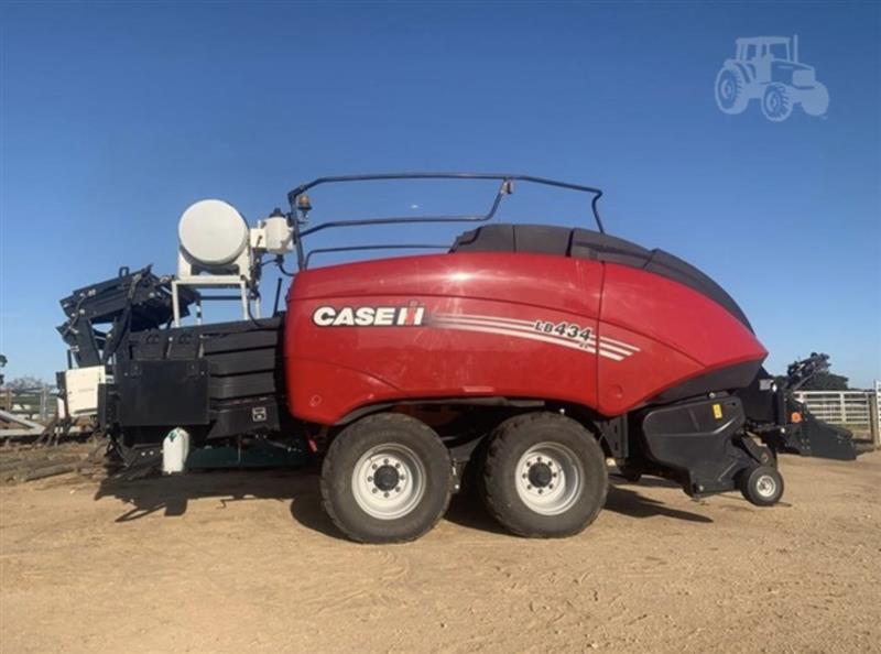 Case IH LB434 square baler