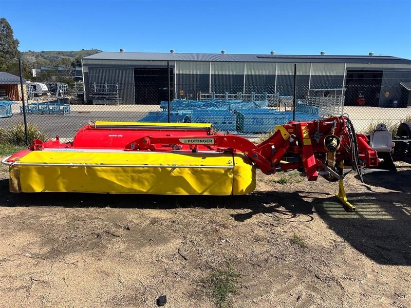 Pottinger Novacat mower conditioner