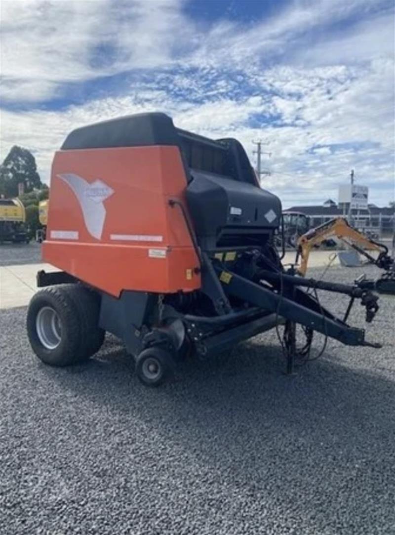 Kuhn VB2160 round baler