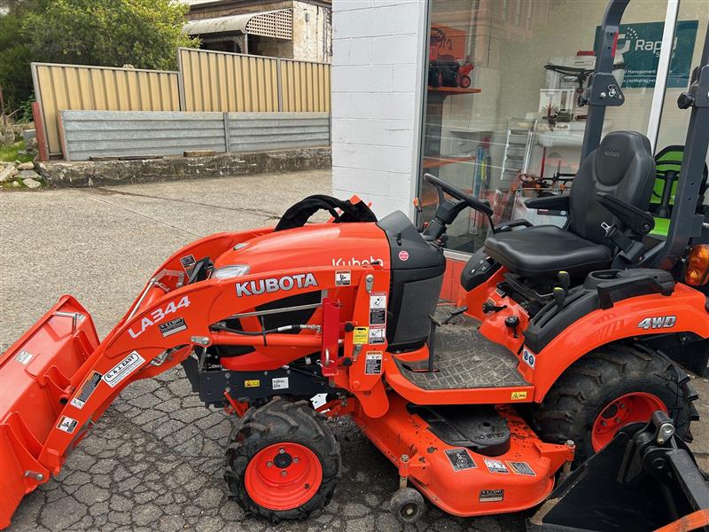 Kubota BX2680 Tractor