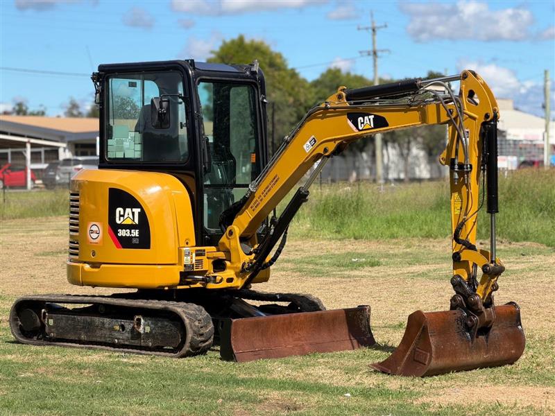 Caterpillar 303.5 ECR 3.7T excavator