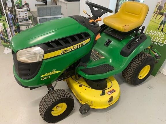 Photo 1. John Deere D110 ride on mower