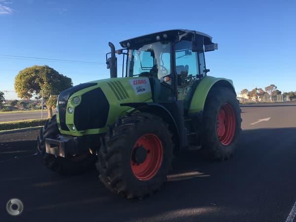 Photo 1. Claas Arion 630 CIS tractor