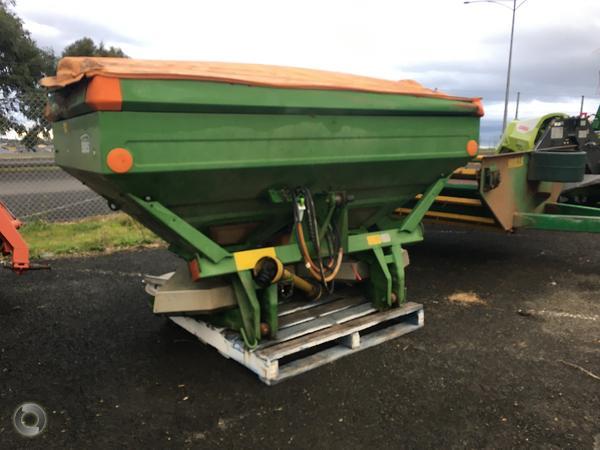 Photo 1. Amazone ZAM 1501 spreader