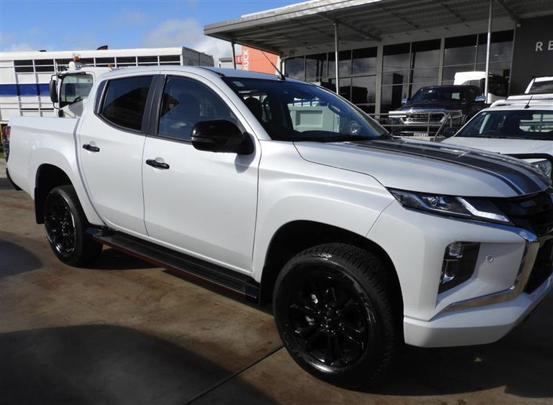 Mitsubishi Triton Sport Edition MR 4x4 dual range ute