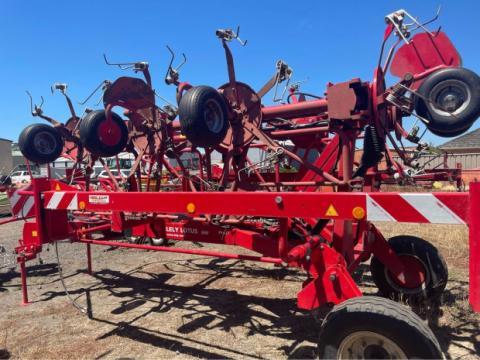 Photo 1. Lely LOTUS 900 cultivator