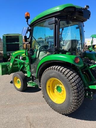 Photo 1. John Deere 3033R tractor