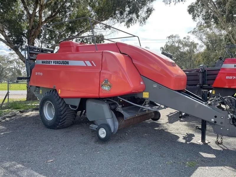 Photo 1. Massey Ferguson 2170 Baler