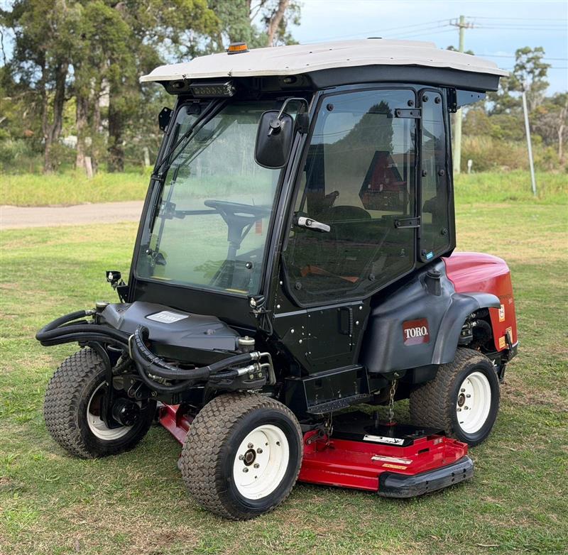 Toro Groundsmaster 360 4x4 AC cabin ride on diesel commercial zero turn lawn mower