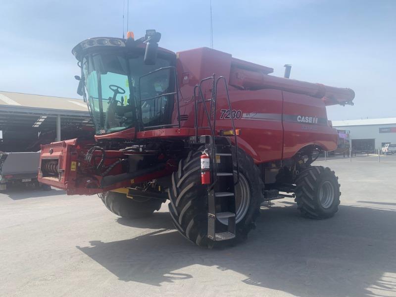 Case IH 7230 combine harvester